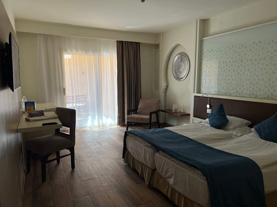 Zimmer ROBINSON SOMA BAY