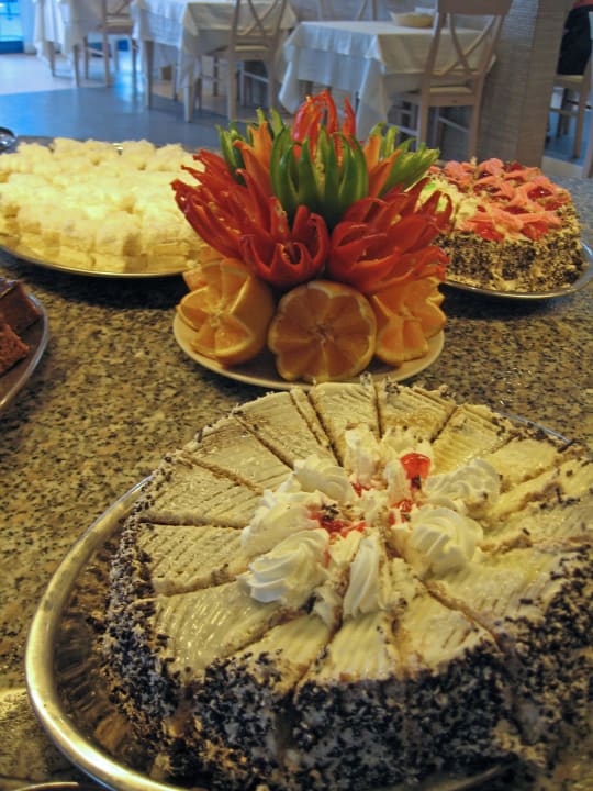 Buffet 2 Hotel Sineva Beach