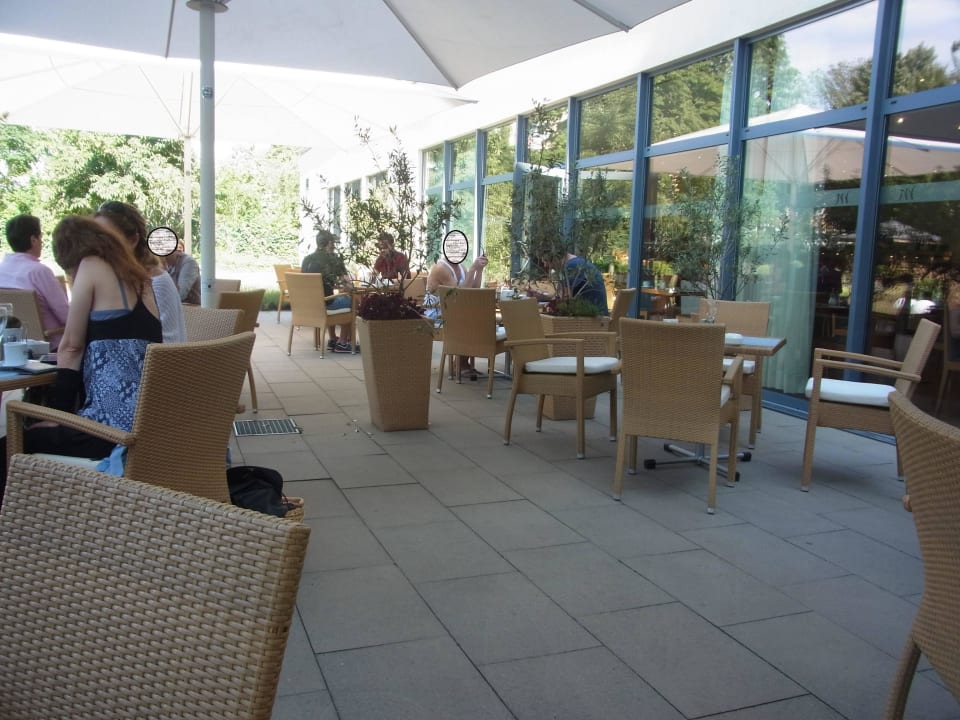 Frühstücksterrasse Mercure Hotel Mannheim am Rathaus