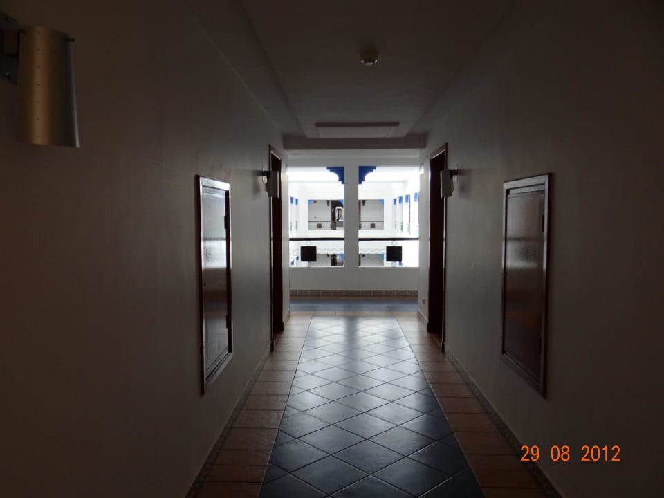 Treppenhaus im Hotel Iberostar Waves Founty Beach