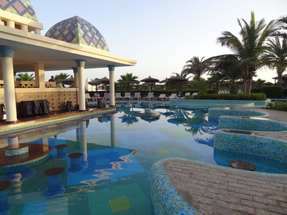 Poolbar Praia Hotel Riu Karamboa