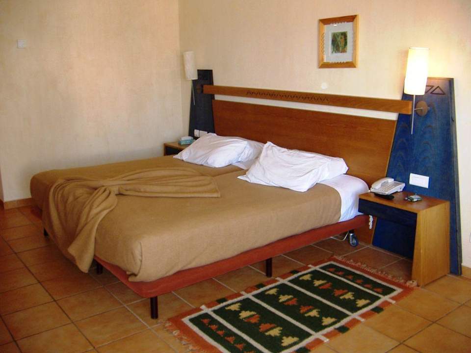 Bett im Zimmer 1155 Iberostar Waves Founty Beach