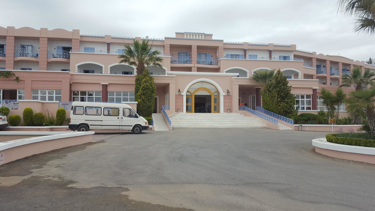 Haupteingang  Mitsis Rodos Village