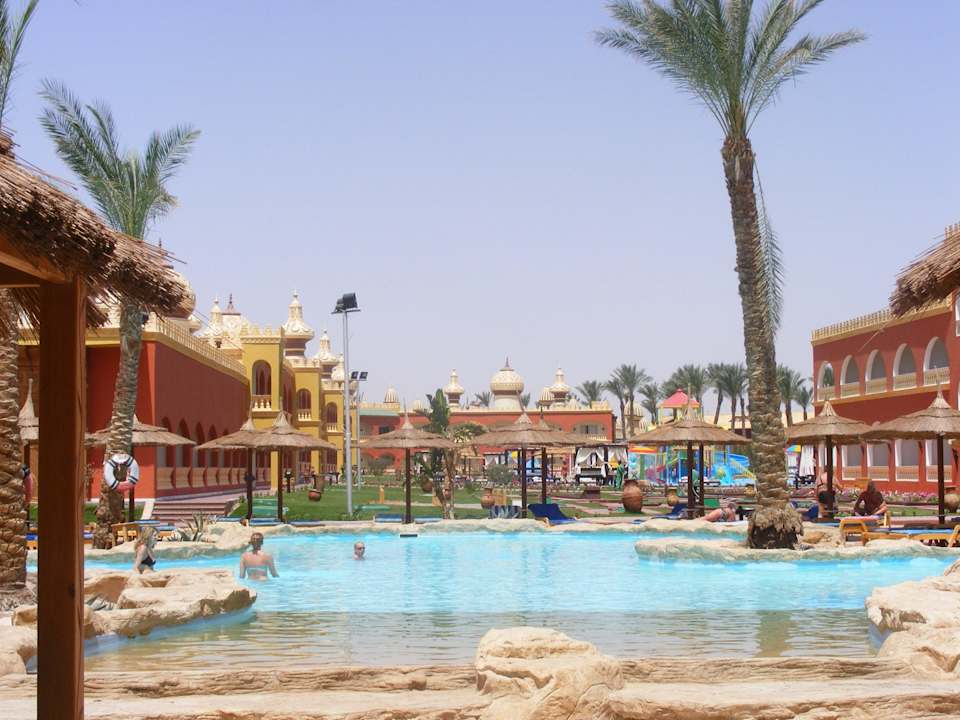 Basen Pickalbatros Alf Leila Wa Leila Resort - Neverland Hurghada