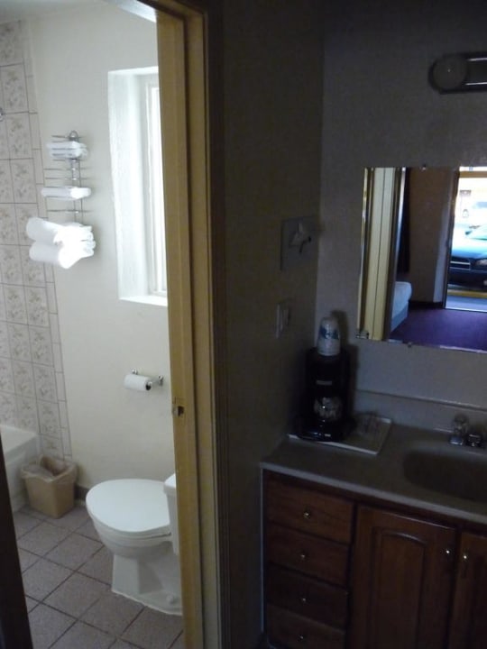 Badezimmer Americas Best Value Inn - Grand Canyon Gateway