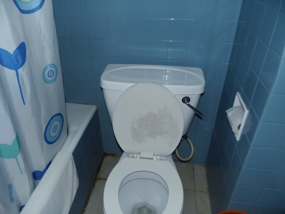 Runtergewohntes WC Hotel Mombasa Beach
