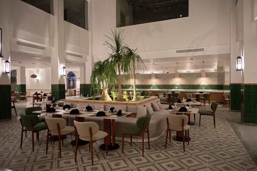 Gastro Diamond Beach by Pearl Resort