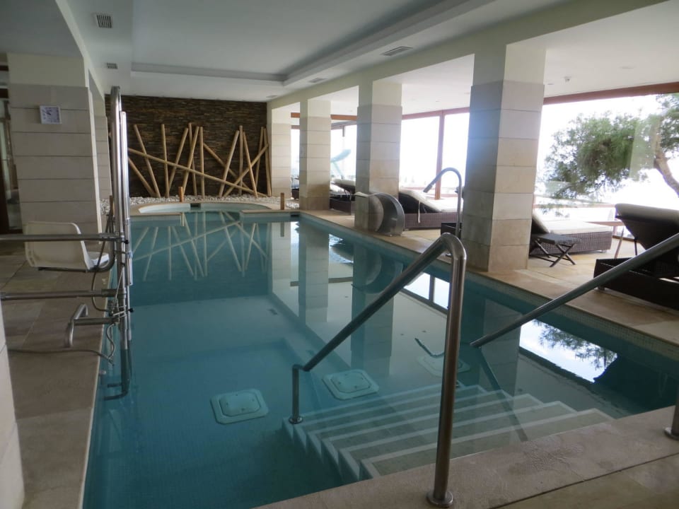 Indoorpool im Wellnessbereich Grupotel Aguait Resort & Spa - Adults only