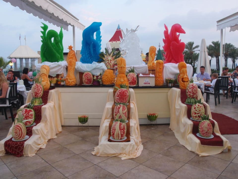 Eisskulpturen und Schnitzkunst Hotel Delphin Diva