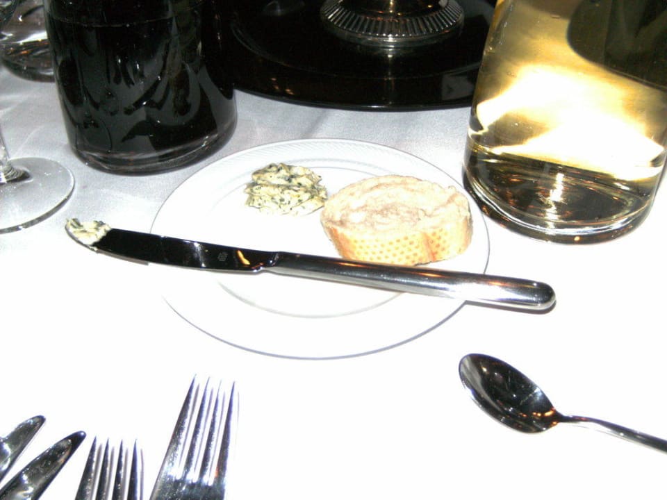 Kräuterbutter und Weißbrot Aldiana Club Ampflwang