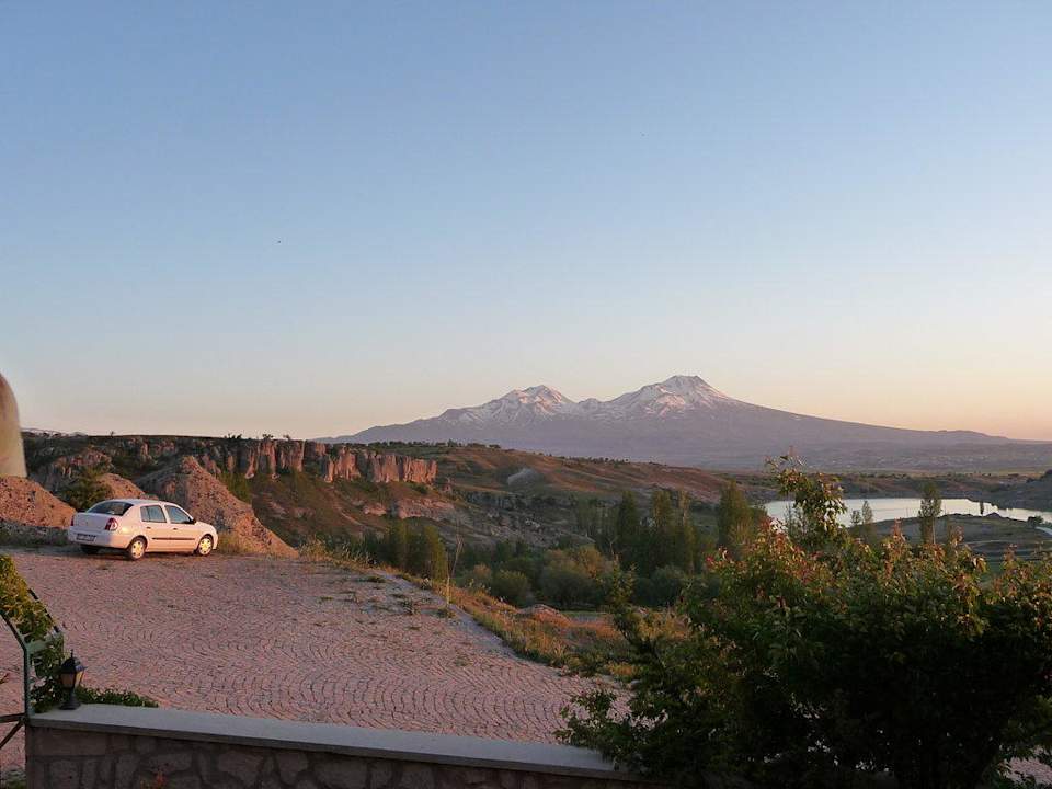 Güzelyurt im Abendlicht Hotel Karvalli