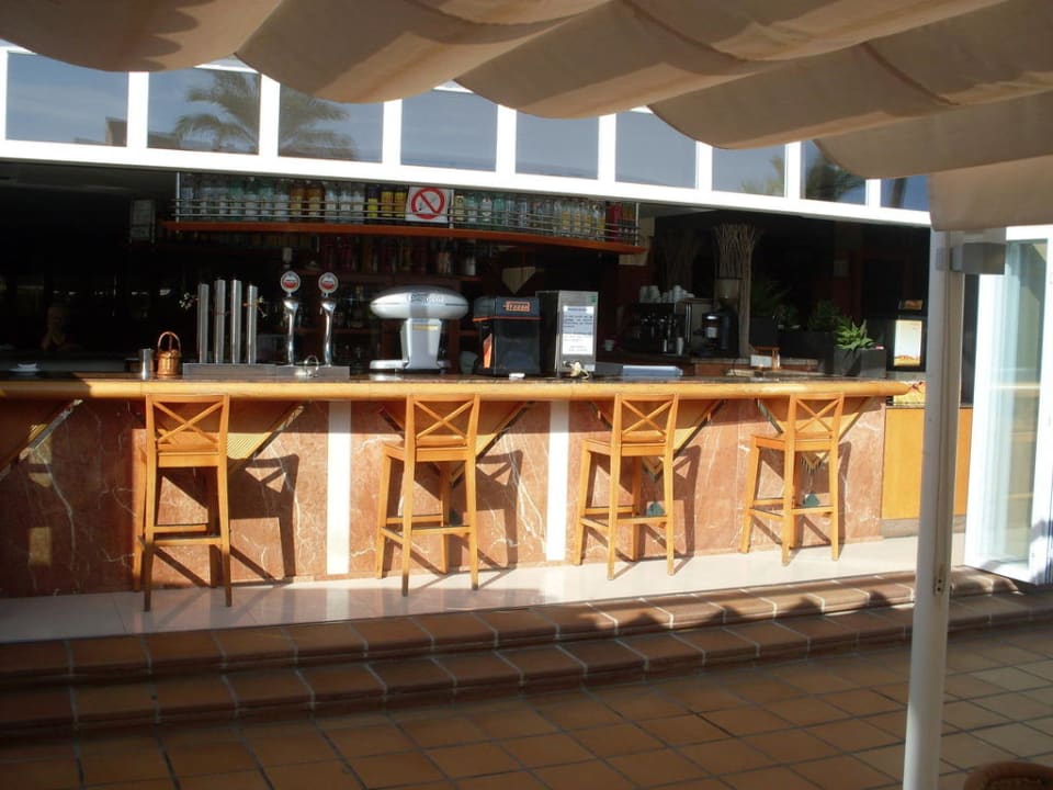 Barbereich Aparthotel Ciudad Laurel