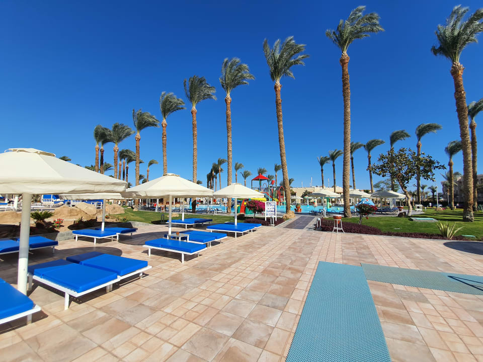 Pool Beach Albatros Resort