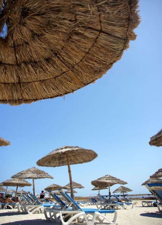 Зонтики Hotel Bravo Djerba