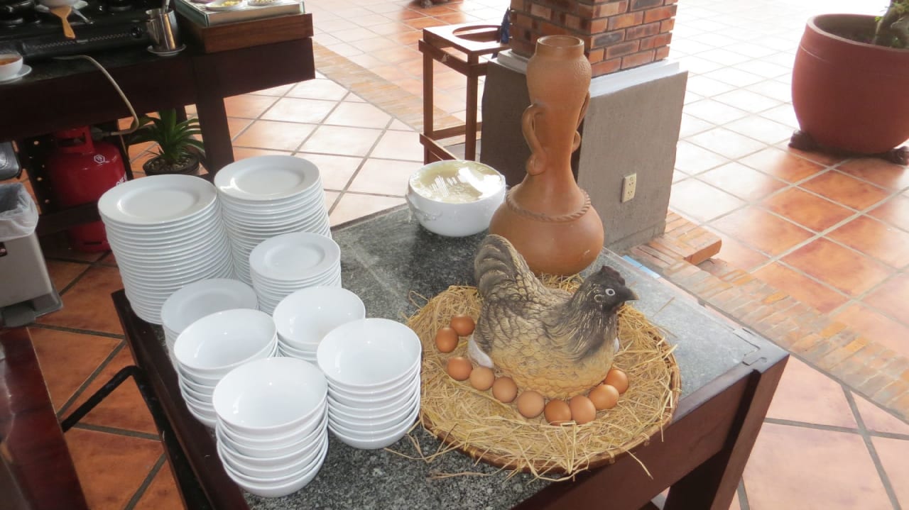 Gastro Pandanus Resort