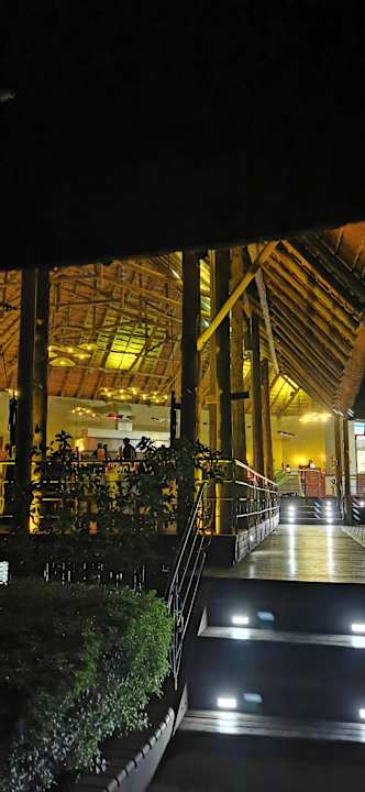 Gastro Hotel Chobe Safari Lodge