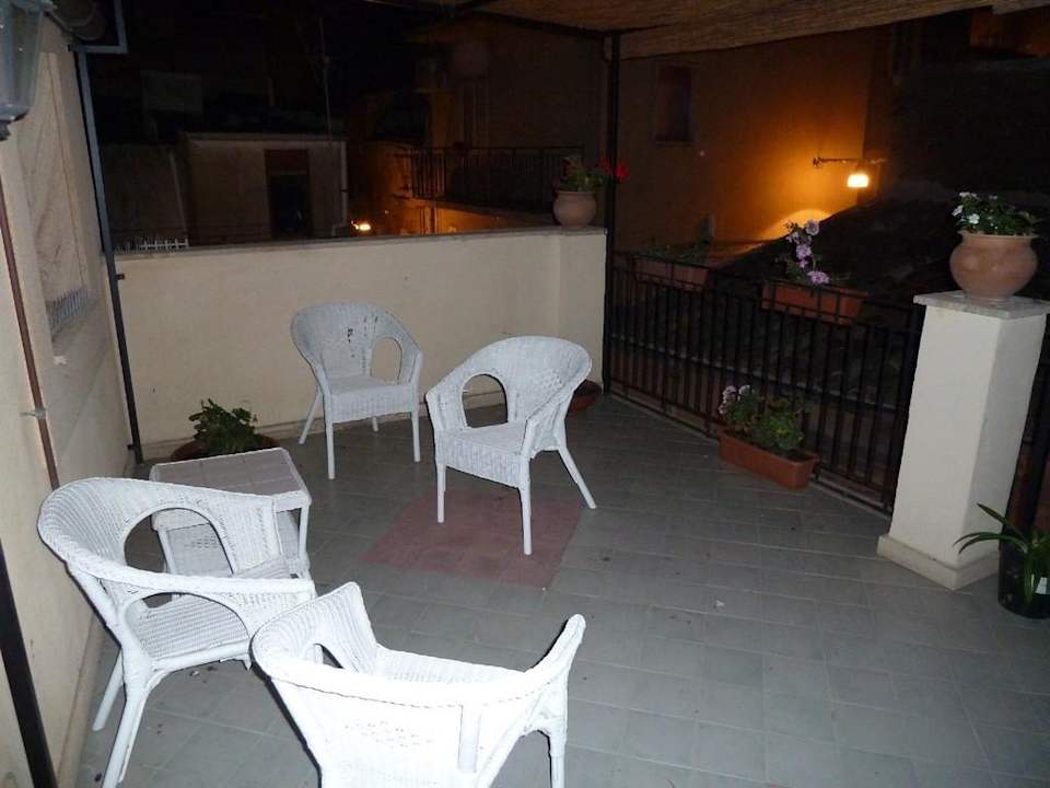 Terrasse der Ferienwohnung Carruggiu Casa Vacanze