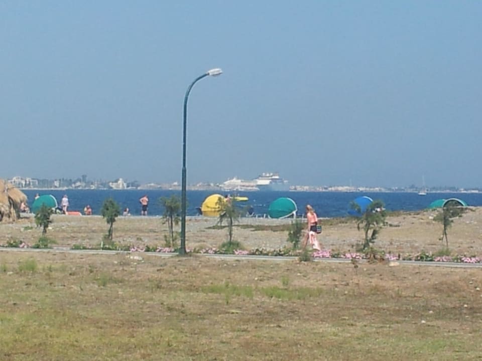 Weg zum Strand Mitsis Ramira