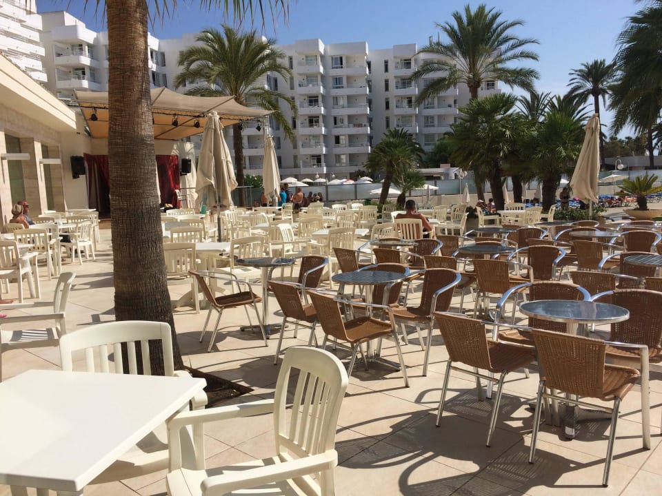Außenterasse Aparthotel Playa Dorada