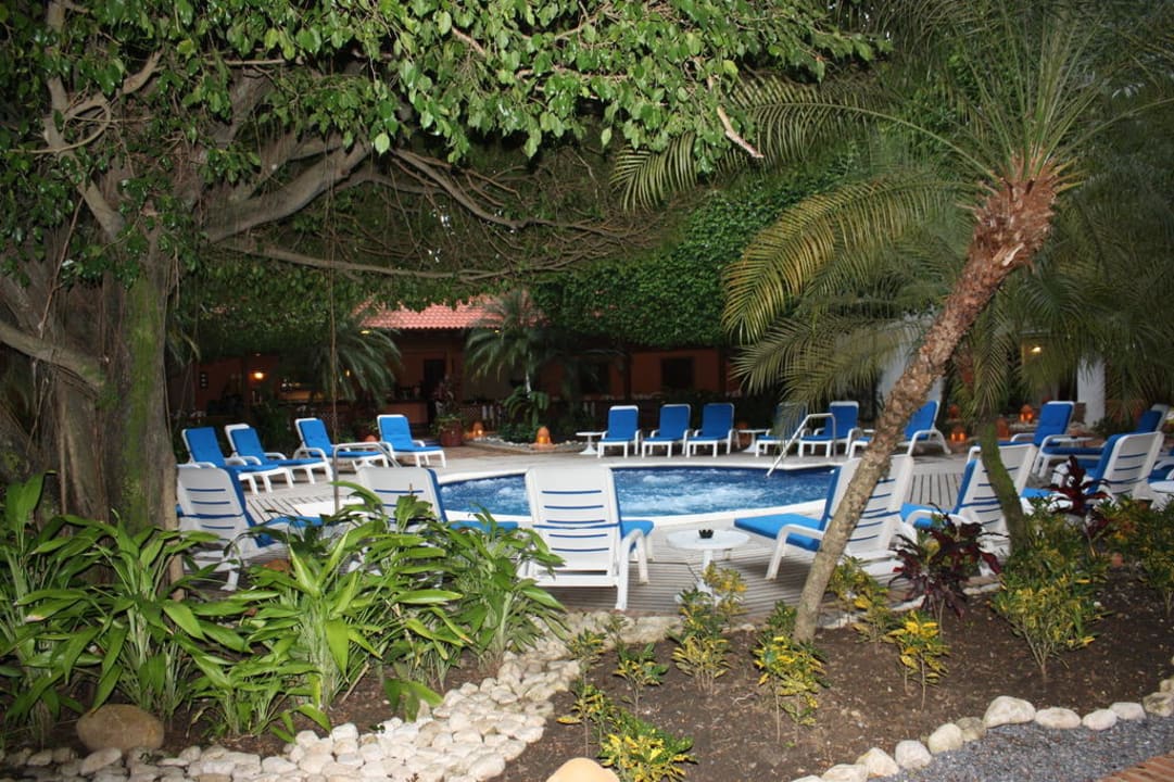 Innenhof im Premiumclub Sunscape Puerto Plata