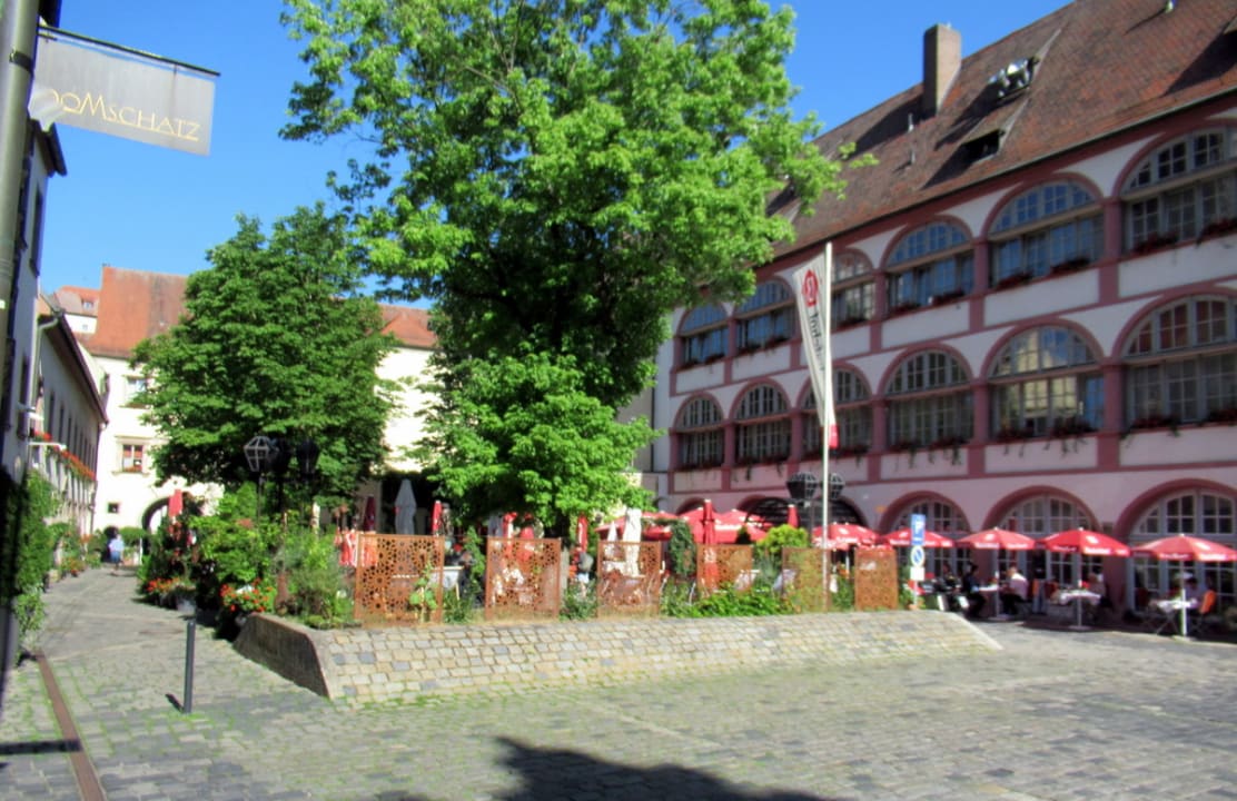 Außenansicht Hotel Bischofshof am Dom