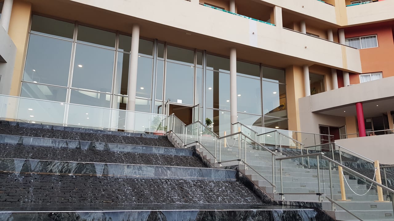 Lobby Iberostar Waves Gaviotas Park