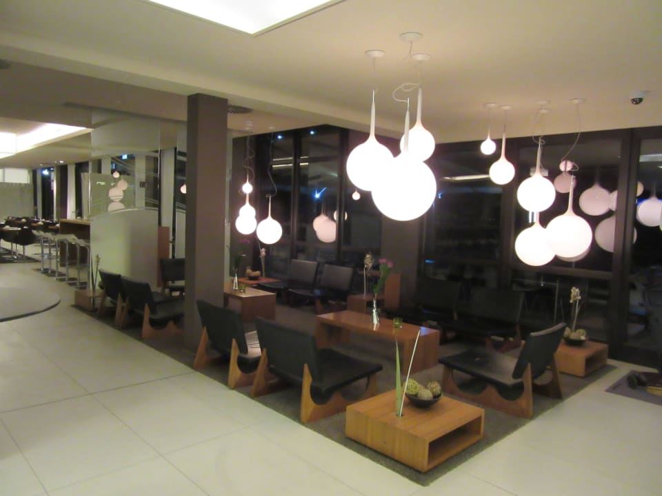 Lobby Novotel Nürnberg am Messezentrum