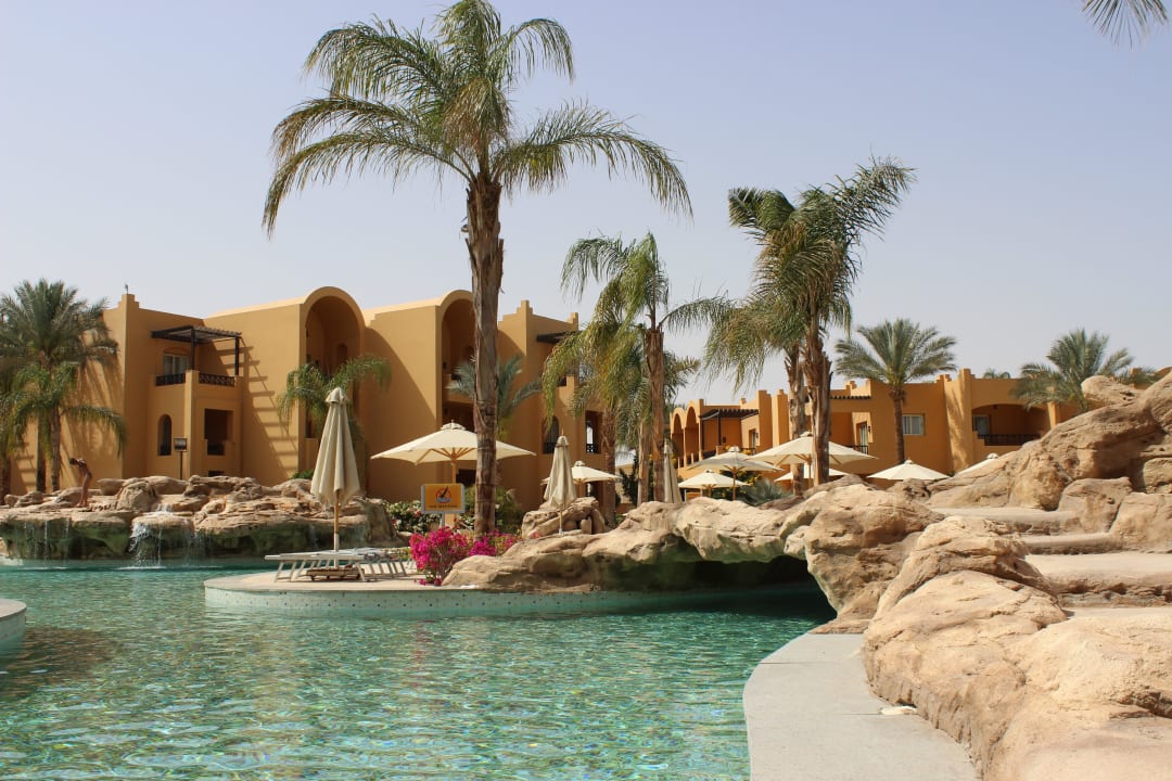 Бассейн Stella Beach Resort & Spa Makadi Bay