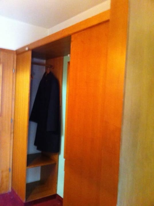 4 Sterne Schrank  Alphotel Innsbruck