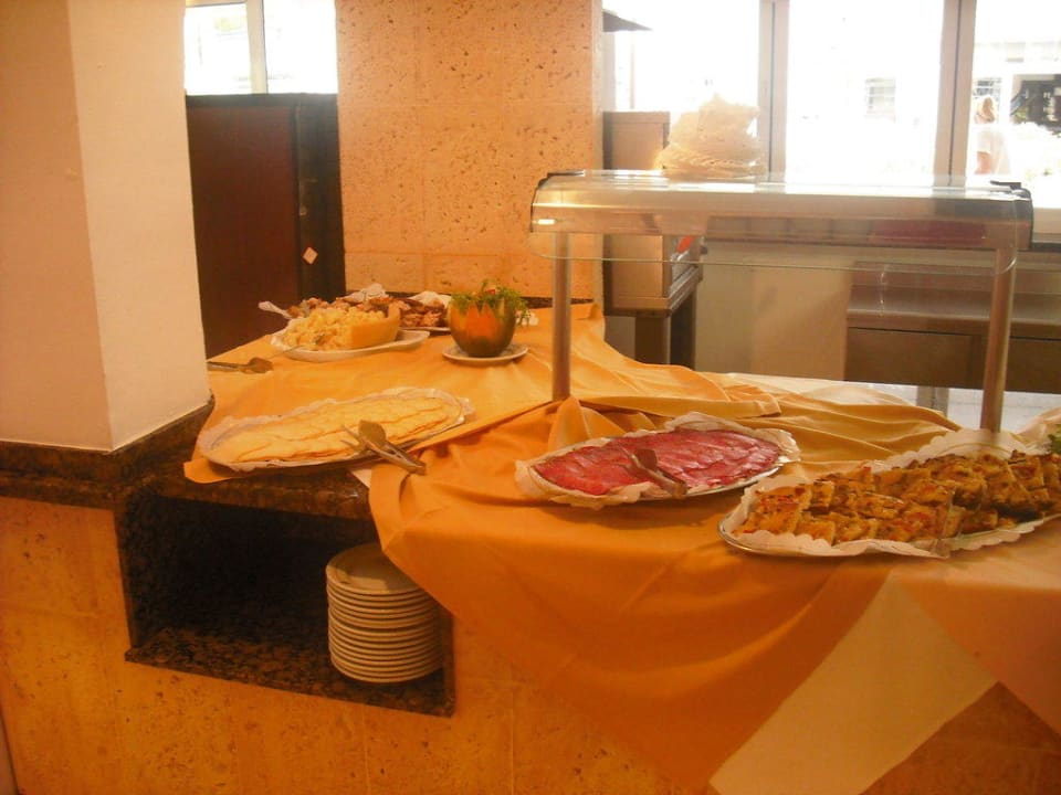 Buffet am Abend Calimera Fido Gardens