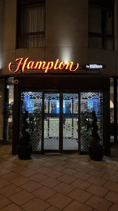 Außenansicht Hampton by Hilton London Waterloo