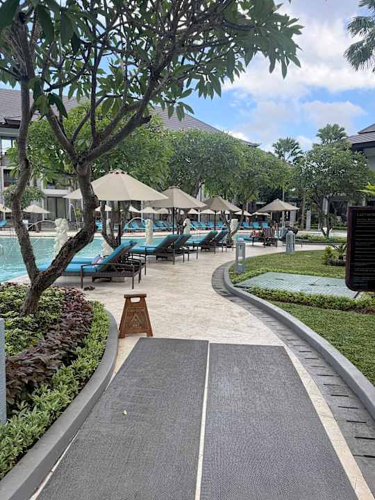 Pool Courtyard by Marriott Bali Nusa Dua