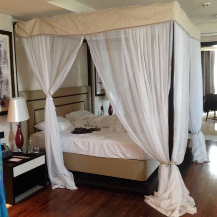 Bett Rixos The Palm Hotel & Suites