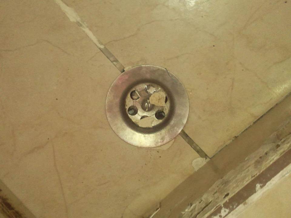 Duschabfluss Hotel Asia