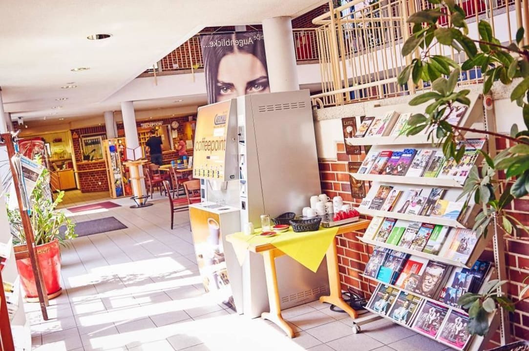 Lobby & Kaffeemaschine Jugendgästehaus Aasee