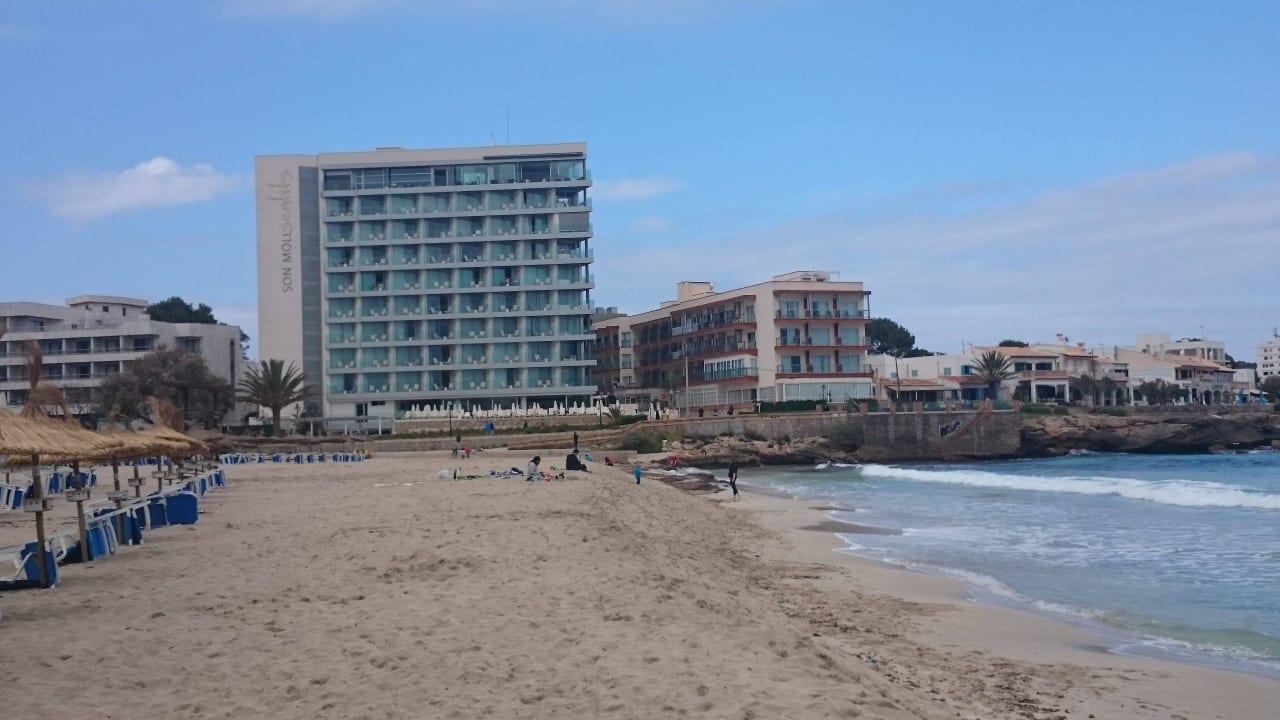Hotelansicht vom Strand Son Moll Sentits Hotel & Spa