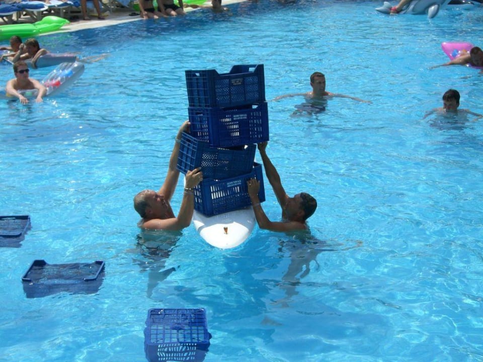 Pool Animation Club Grand Side