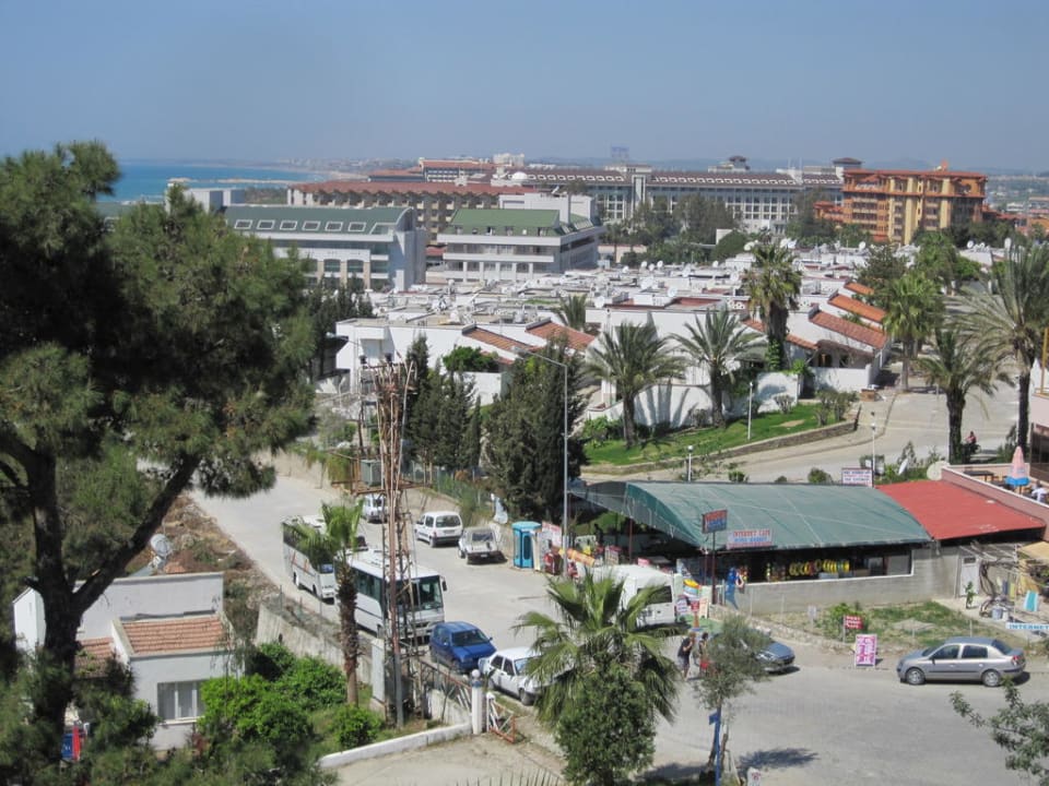 Blick auf den Weg zum Strand Side Alegria Hotel & Spa - Adults only +16