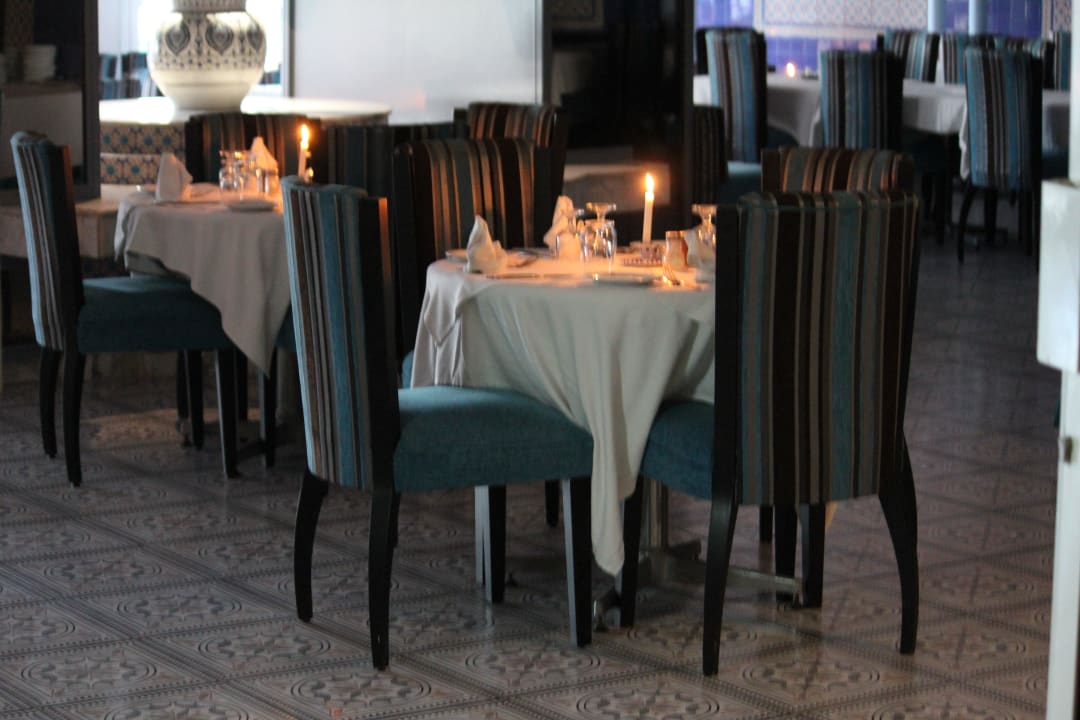 A la Carte Restaurant "Le Baron" Riadh Palms Resort & Spa