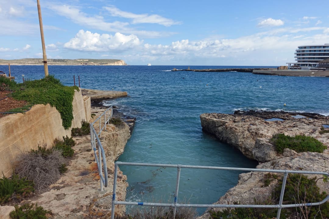 Blick vom Hotelkai auf die Marfa Bay Riviera Spa Resort - Adults Only