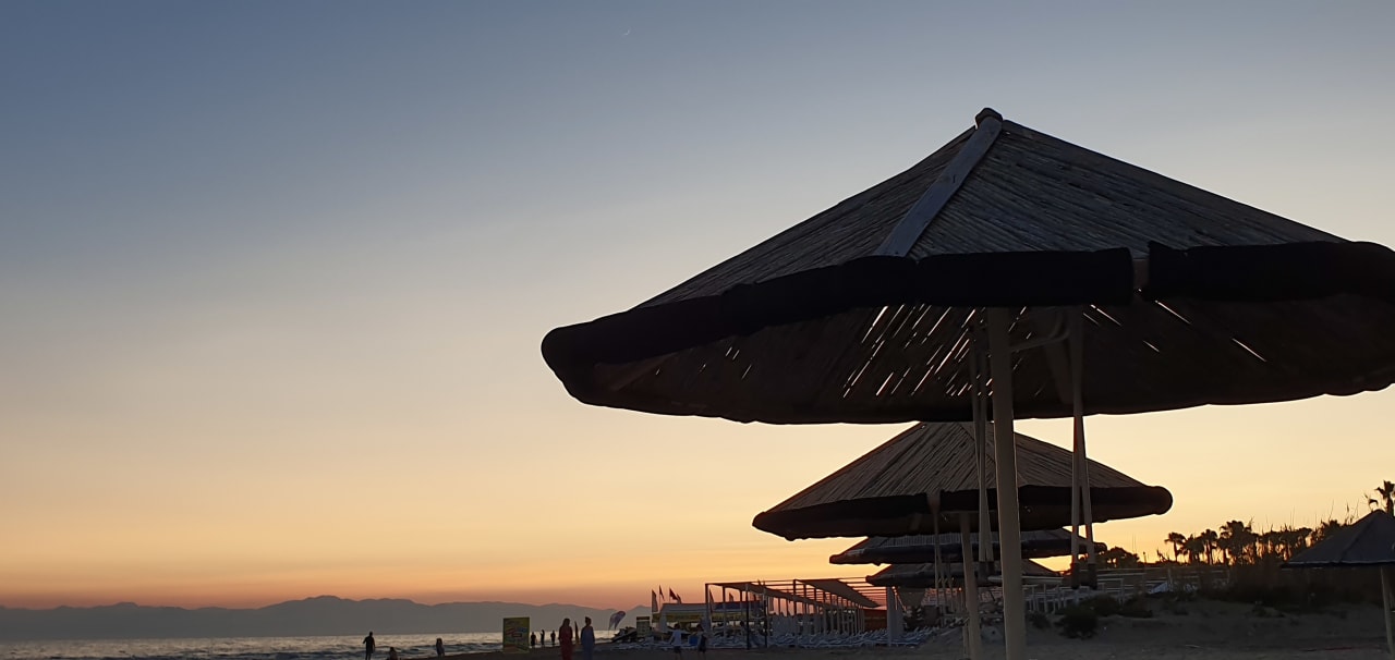 Strand Hotel Defne Garden