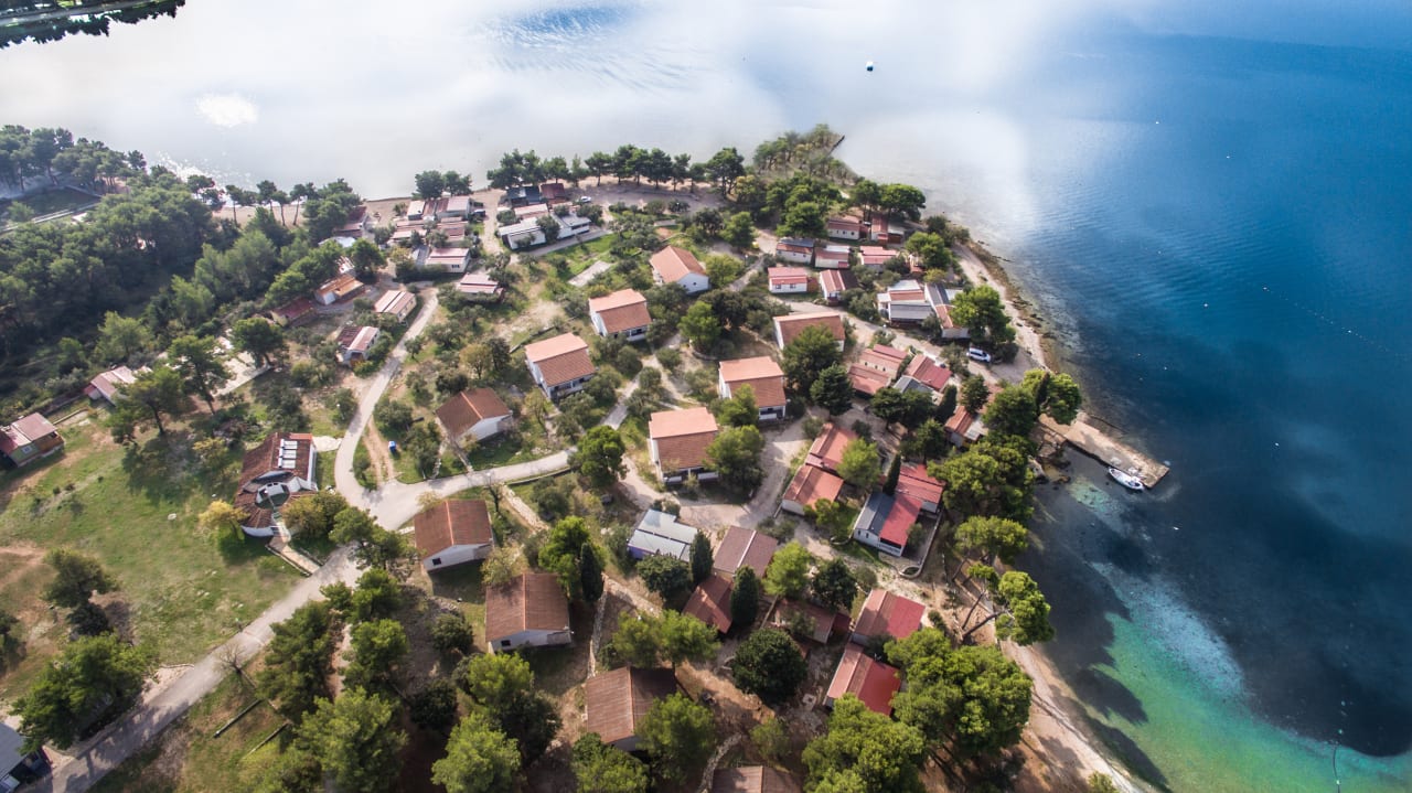 Außenansicht Hotel Miran Pirovac