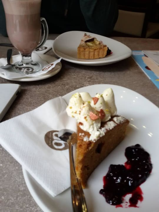 Cafe leider nur 3 Sorten AI db San Antonio Hotel + Spa