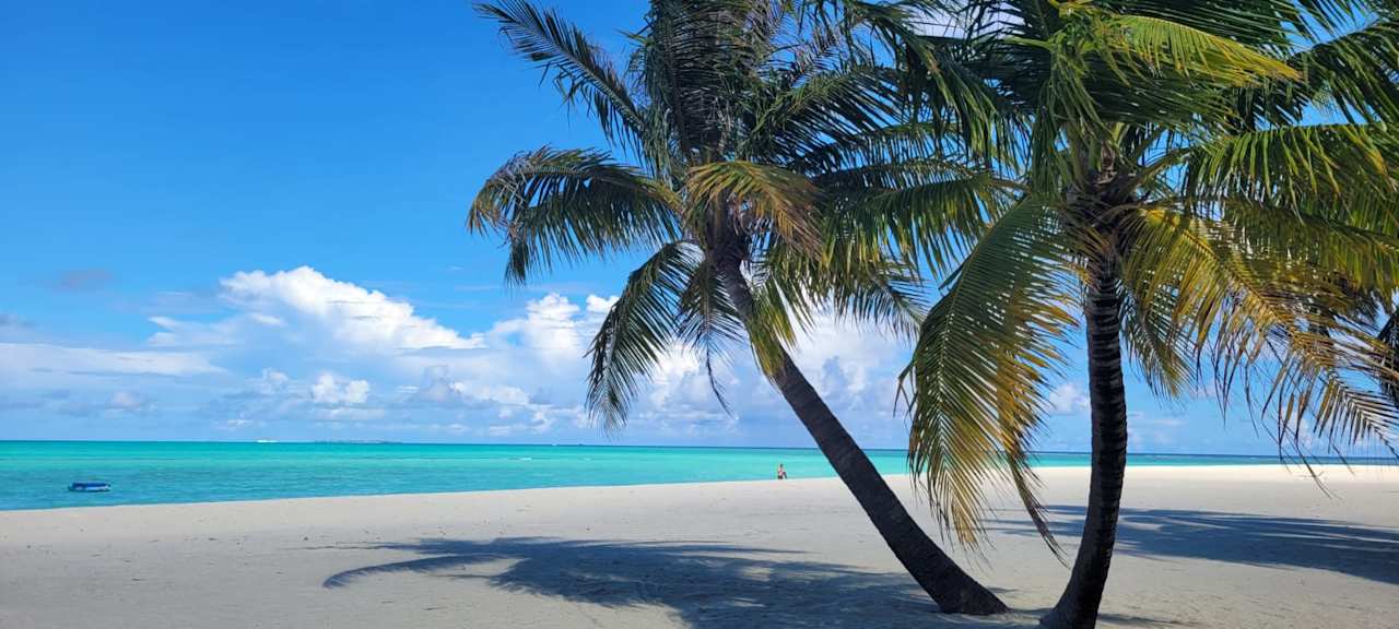 Strand Meeru Maldives Resort Island