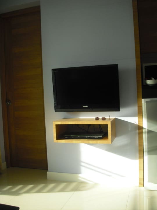 Flachbildfernseher und DVD-Player Kantary Beach Hotel - KHAO LAK