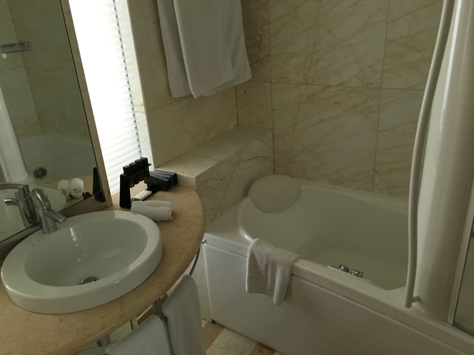 Zimmer Meliá Athens Hotel