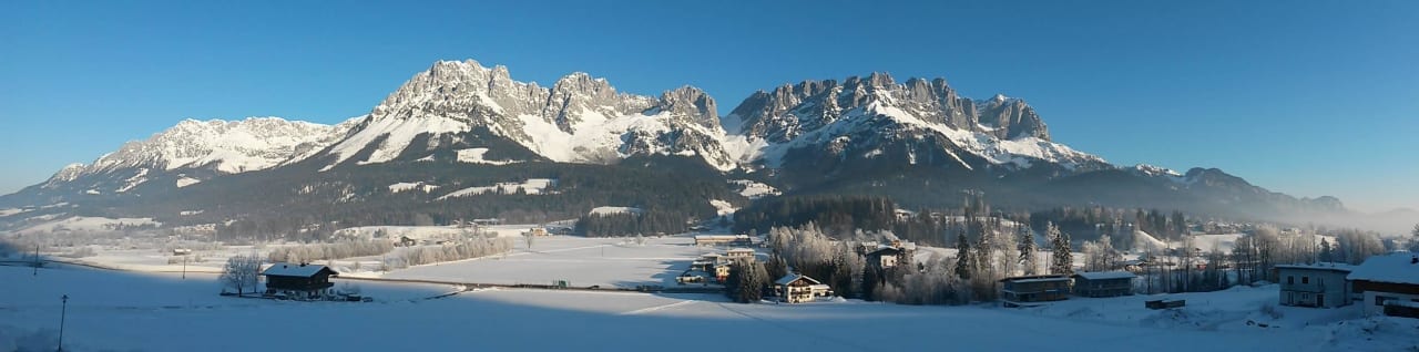 Aussicht vom Balkon, 2. Stock morgens Hotel Ritterhof Ellmau
