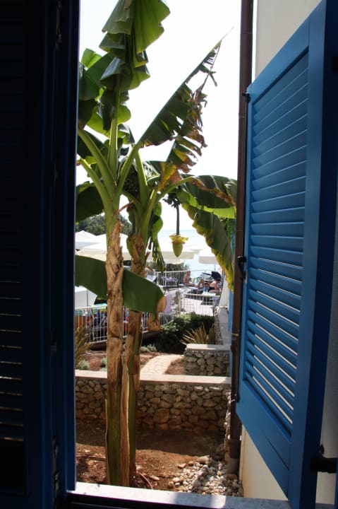 Zum Pool  Sunny Krk by Valamar