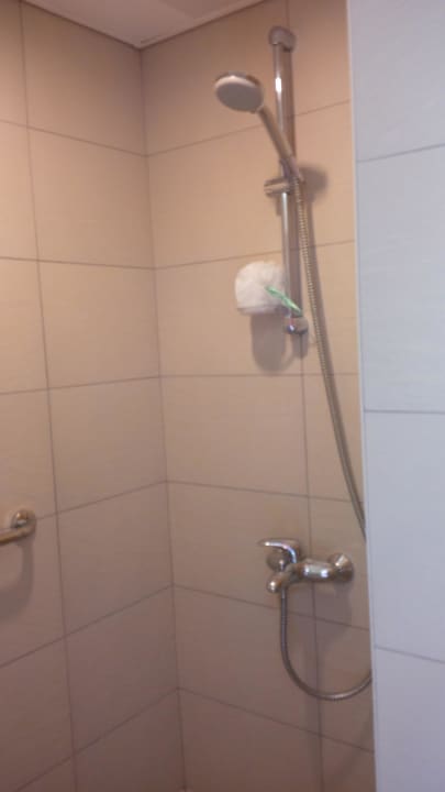 Dusche Hillside Beach Club