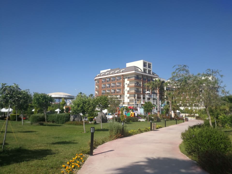 Außenansicht Glamour Resort & Spa